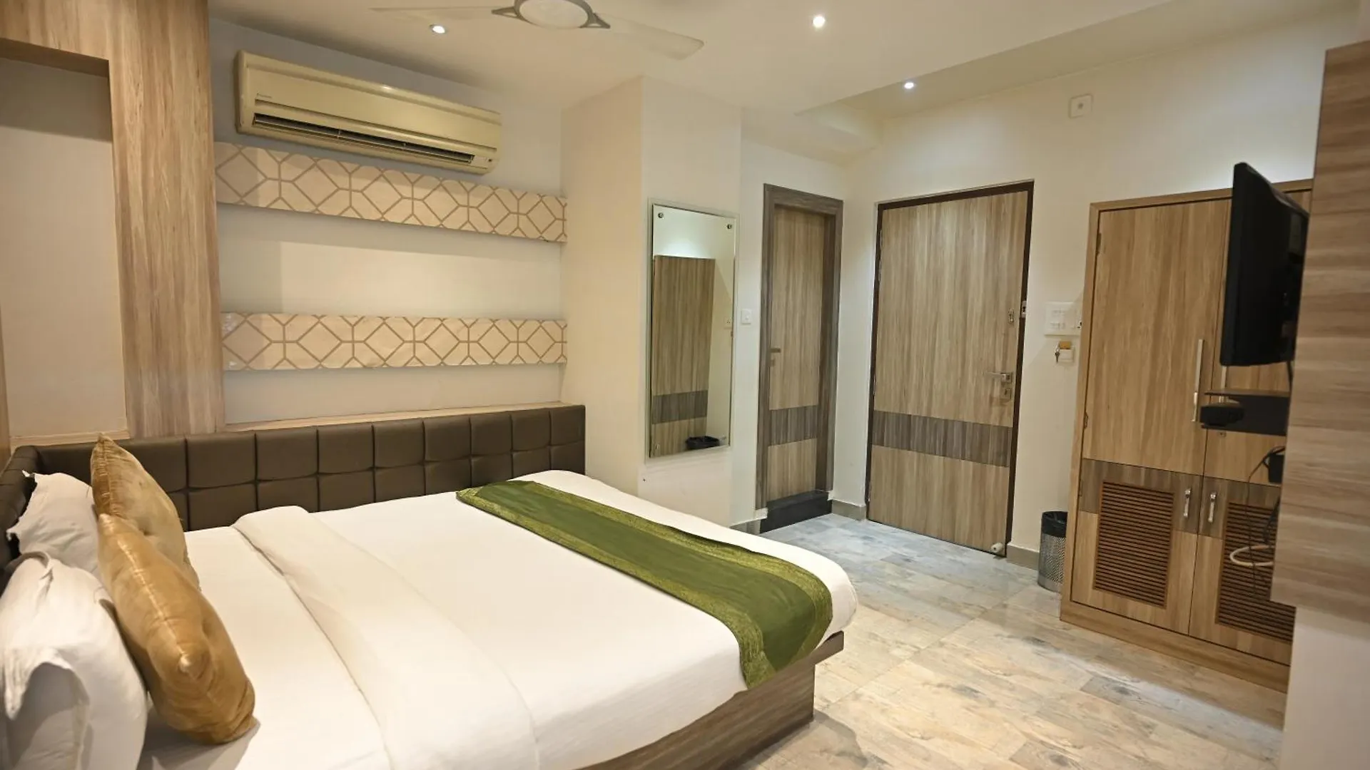 Hotel Saffron Benares India