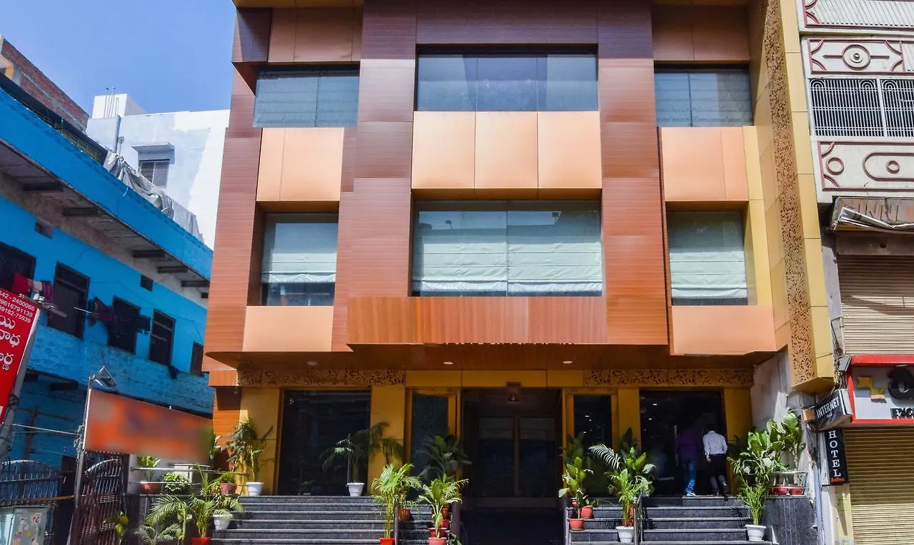 Hotel Saffron Benares